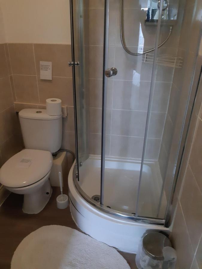 ניוקאסל The Adelphi Bed & Breakfast מראה חיצוני תמונה
